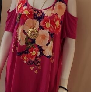 JM Collection Floral Print Cold Shoulder Top Plus Size 2X